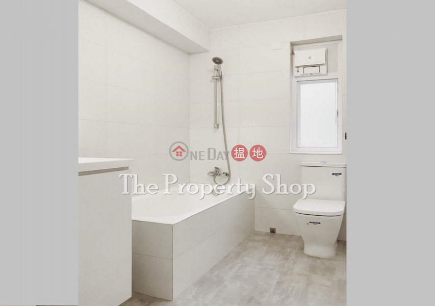 HK$ 22,500/ month, Heng Mei Deng Village | Sai Kung, Lovely & Bright Convenient Apt + Roof