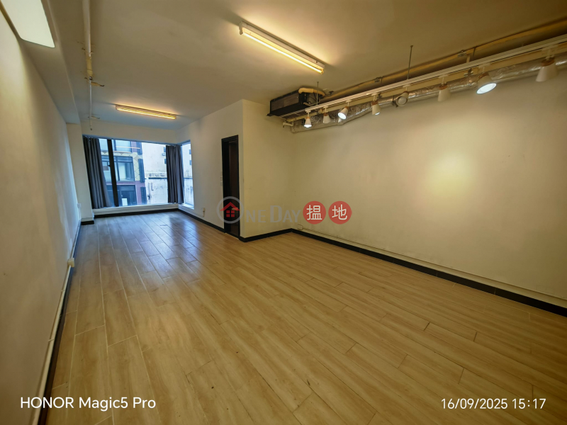 WORKSHOP 43 Tsun Yip Street | Kwun Tong District, Hong Kong | Rental, HK$ 17,000/ month