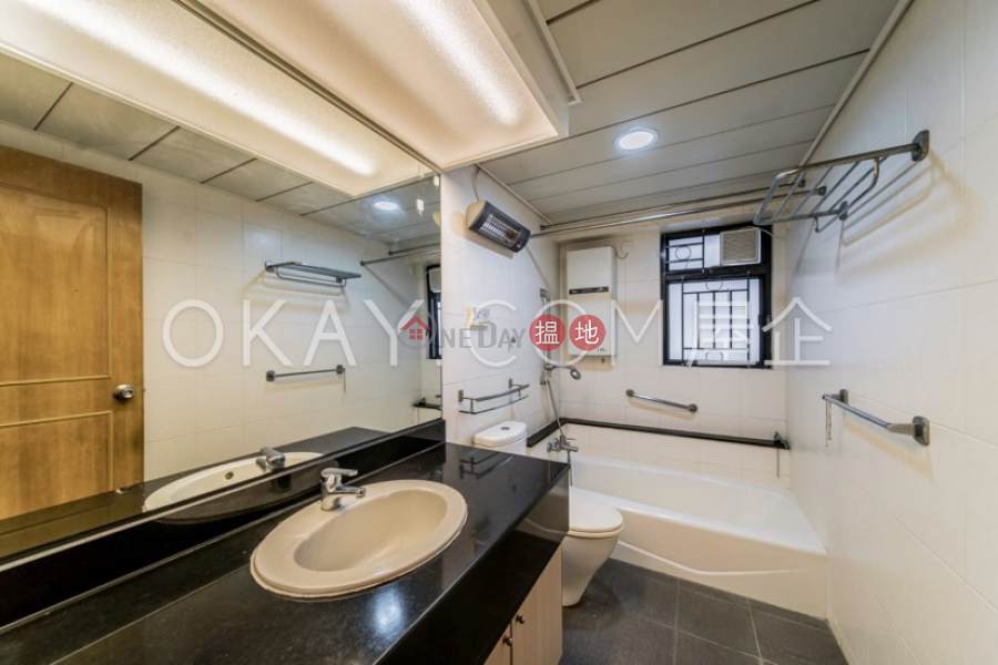 Property Search Hong Kong | OneDay | Residential | Sales Listings Nicely kept 3 bedroom in Mid-levels West | For Sale