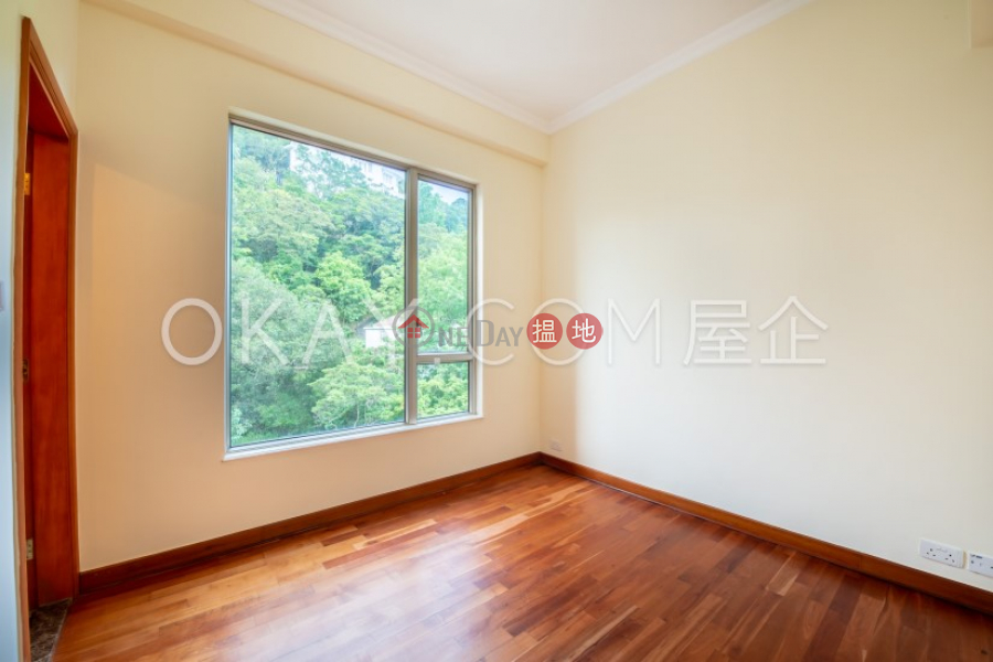 HK$ 72,000/ month | Chelsea Court Central District, Beautiful 2 bed on high floor with sea views & parking | Rental