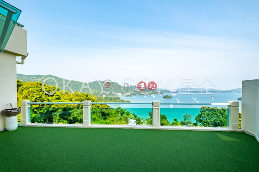 Beautiful house with sea views, terrace & balcony For Sale Sea View