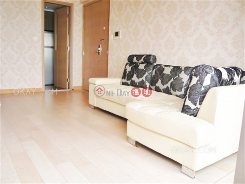 Stylish 3 bed on high floor with harbour views | For Sale, 33 Cheung Shek Road | Cheung Chau Hong Kong Sales | HK$ 22.8M