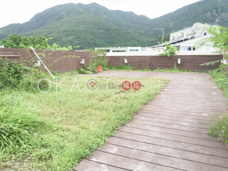 Stylish 4 bedroom with rooftop & parking | Rental | Woodgreen Estate 木苑 Rental Listings