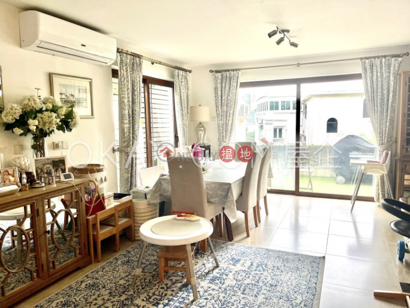 Nicely kept house with sea views, rooftop & balcony | For Sale | Tai Hang Hau Village 大坑口村 Sales Listings