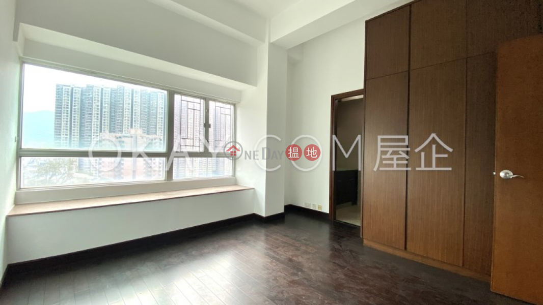 Tasteful 3 bedroom on high floor with balcony | Rental | The Morning Glory Block 1 艷霞花園1座 Rental Listings