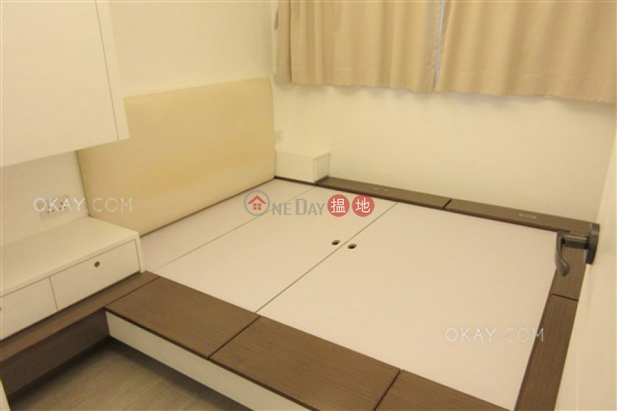 Generous 2 bedroom in Wan Chai | Rental, Yee On Mansion 宜安大廈 Rental Listings | Wan Chai District (OKAY-R296346)
