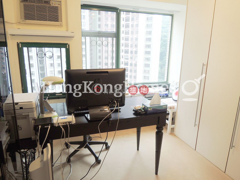 Property Search Hong Kong | OneDay | Residential | Rental Listings 3 Bedroom Family Unit for Rent at Robinson Place