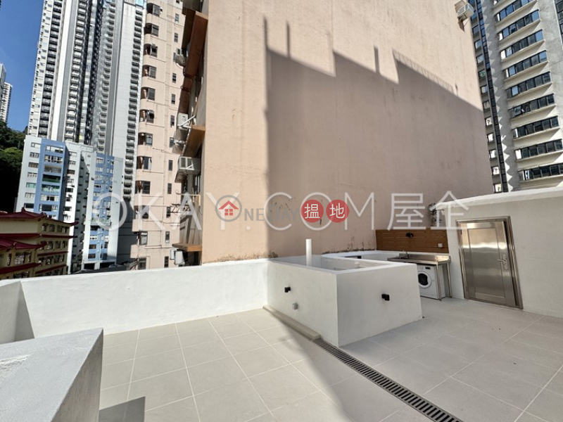 HK$ 27,000/ month, 58 Village Road, Wan Chai District, Popular 1 bedroom on high floor with rooftop | Rental