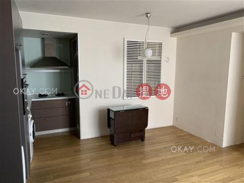 Popular 2 bedroom on high floor with sea views | For Sale | Victoria Centre Block 3 維多利中心 3座 _0