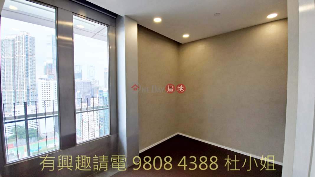 HK$ 105,000/ month, Hon Kwok Jordan Centre Yau Tsim Mong, whole floor, SEA VIEW top level with roof, with balcony