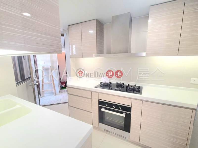 Gorgeous 3 bedroom on high floor with parking | Rental | Parkview Club & Suites Hong Kong Parkview 陽明山莊 山景園 Rental Listings