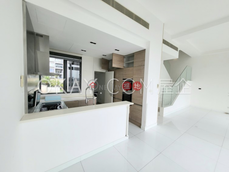 HK$ 26.8M, Discovery Bay, Phase 15 Positano, Block L16 Lantau Island Stylish 3 bedroom with balcony | For Sale