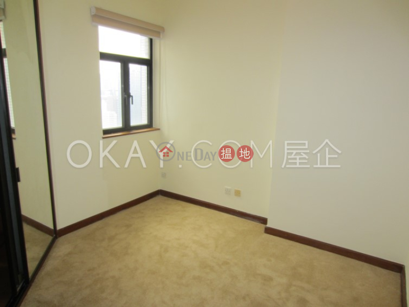 Rare 2 bedroom on high floor with parking | For Sale | Tower 1 Regent On The Park 御花園 1座 Sales Listings