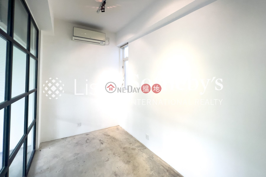 HK$ 34,000/ month Tai Yuen Wan Chai District | Property for Rent at Tai Yuen with 2 Bedrooms