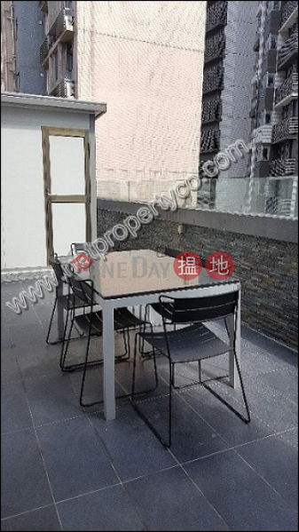 1-bedroom penthouse for rent in Mid-level West | Hing Hon Building 興漢大廈 Rental Listings