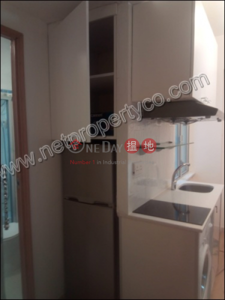 HK$ 14,500/ month 22-23 School Street Wan Chai District Chinese Building apartment for rent
