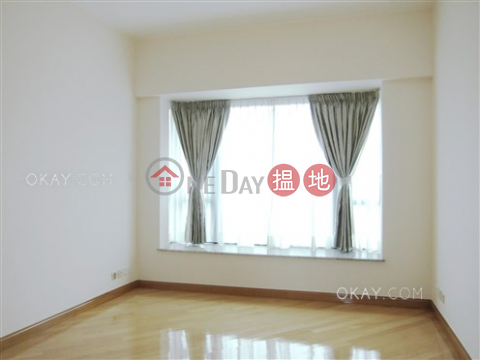 Luxurious 3 bedroom on high floor with parking | For Sale | The Leighton Hill 禮頓山 _0