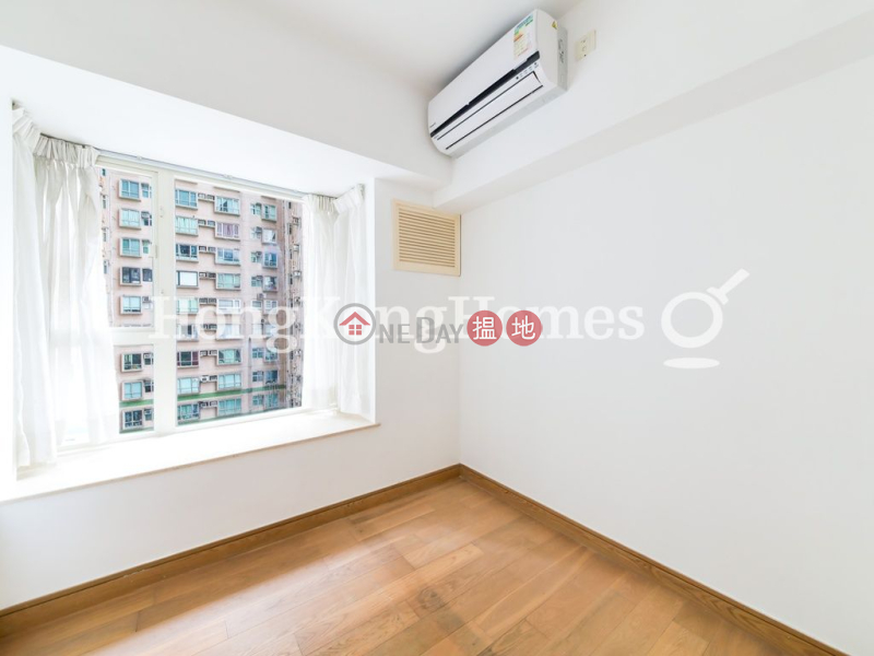 3 Bedroom Family Unit for Rent at Centrestage | 108 Hollywood Road | Central District Hong Kong, Rental | HK$ 45,000/ month