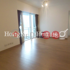 3 Bedroom Family Unit for Rent at Centrestage | Centrestage 聚賢居 _0
