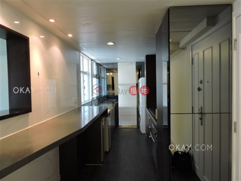 Nicely kept 2 bedroom in Mid-levels West | Rental | 70 Robinson Road | Western District, Hong Kong, Rental | HK$ 37,500/ month