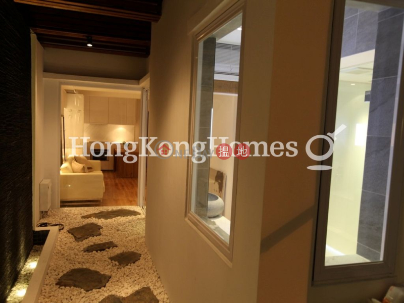 1 Bed Unit for Rent at 62-64 Queen\'s Road West, 62-64 Queens Road West | Western District | Hong Kong Rental, HK$ 31,000/ month