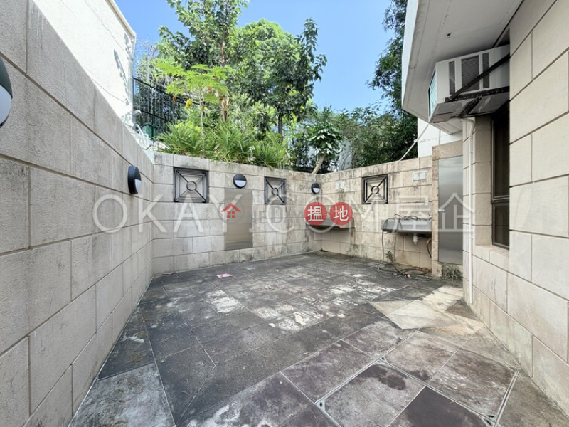 HK$ 80,000/ month, Orchid Valley | Southern District, Luxurious house with terrace & parking | Rental