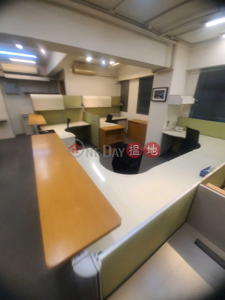 Hyde Centre Middle Office / Commercial Property | Sales Listings | HK$ 9.18M