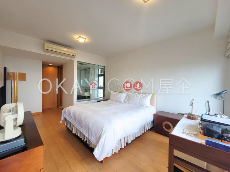 Lovely 4 bedroom with balcony | For Sale, Discovery Bay, Phase 14 Amalfi, Amalfi One 愉景灣 14期 津堤 津堤1座 Sales Listings | Lantau Island (OKAY-S303813)