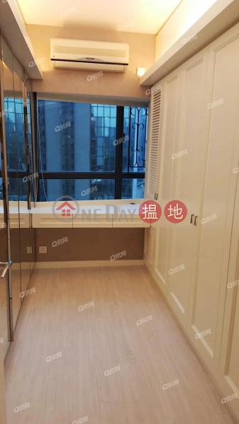 HK$ 49,000/ month | Tower 3 Carmen\'s Garden | Yau Tsim Mong Tower 3 Carmen\'s Garden | 3 bedroom Mid Floor Flat for Rent