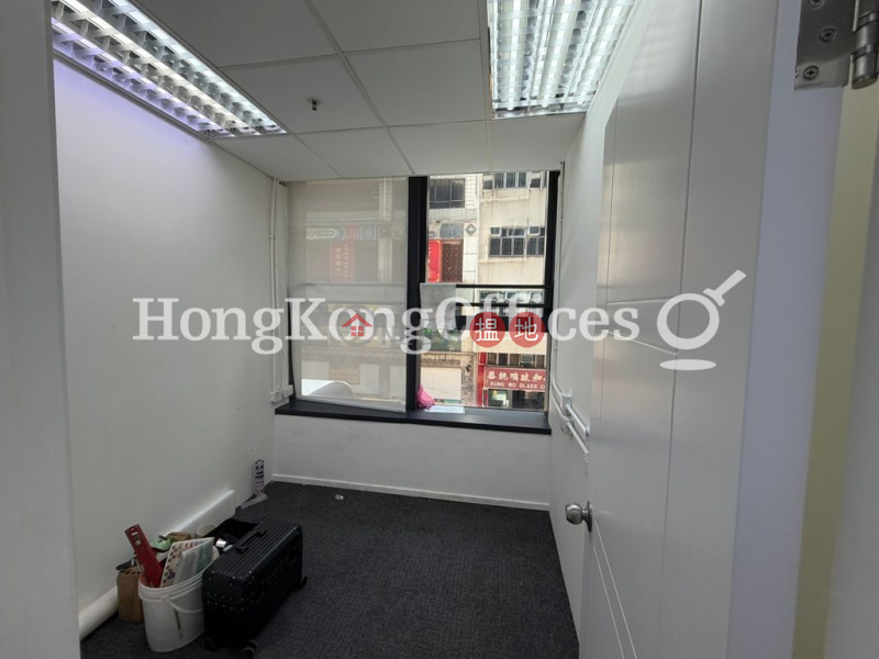 HK$ 35,060/ month | Skyway Centre | Western District Office Unit for Rent at Skyway Centre