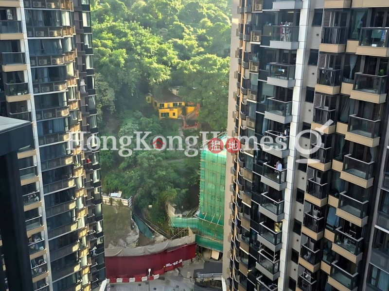 Property Search Hong Kong | OneDay | Residential | Rental Listings | 3 Bedroom Family Unit for Rent at Fleur Pavilia