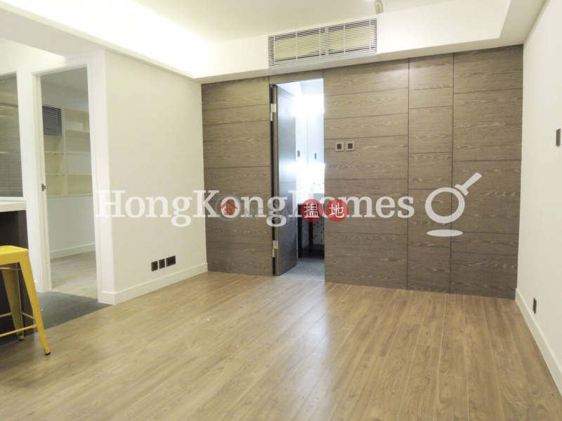 崇明閣兩房一廳單位出租-22鳳輝臺 | 灣仔區-香港出租|HK$ 23,000/ 月