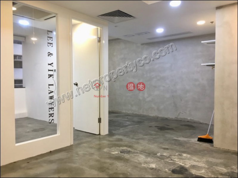 Queen\'s Centre High Office / Commercial Property | Rental Listings, HK$ 21,800/ month