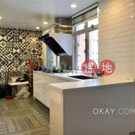 Efficient 3 bedroom with balcony & parking | For Sale | San Francisco Towers 金山花園 _0