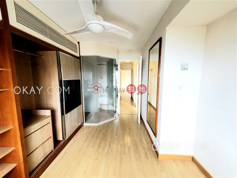 HK$ 26,000/ month | Discovery Bay, Phase 5 Greenvale Village, Greenburg Court (Block 2) | Lantau Island Generous 3 bedroom with sea views & balcony | Rental