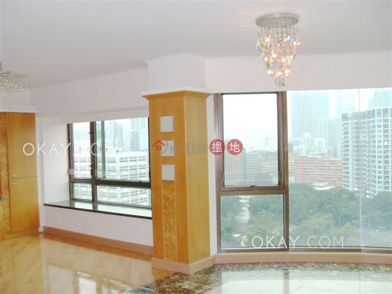 Lovely 3 bedroom on high floor with parking | For Sale | King\'s Park Villa Block 1 帝庭園1座 Sales Listings