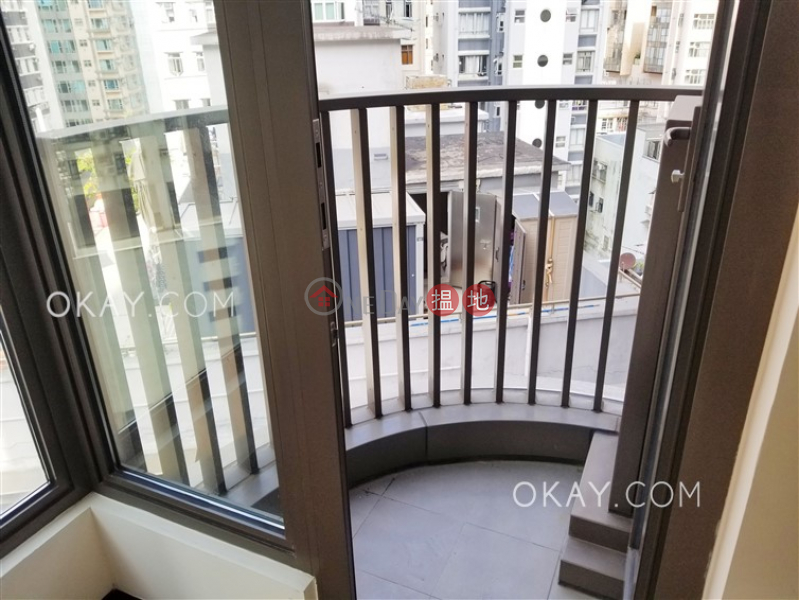 Charming 2 bedroom with balcony | For Sale | Regent Hill 壹鑾 Sales Listings