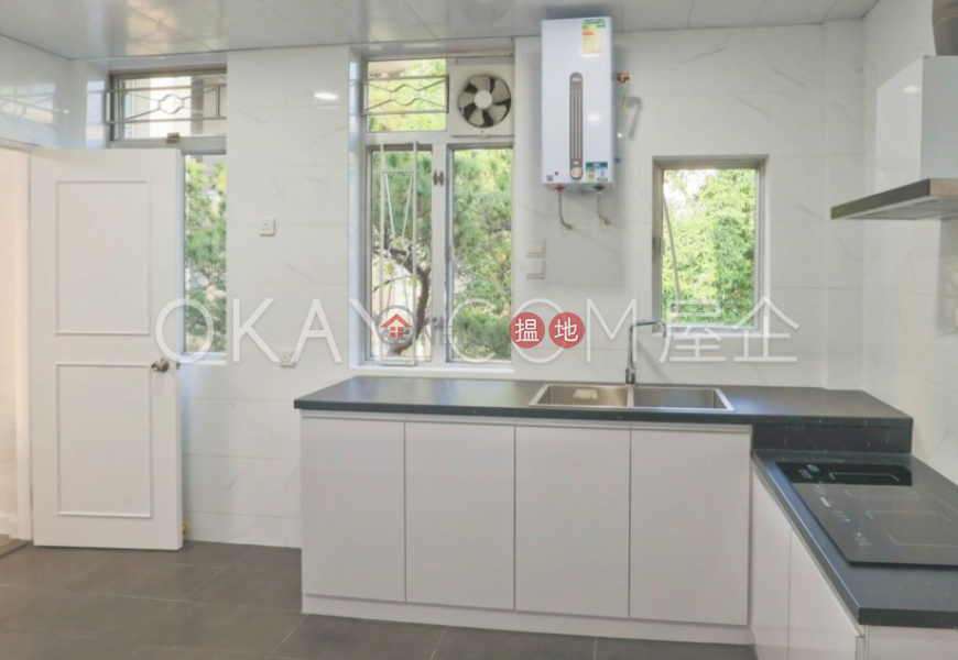 HK$ 55,000/ month, Hillview Apartments, Yau Tsim Mong, Beautiful 3 bedroom on high floor with parking | Rental