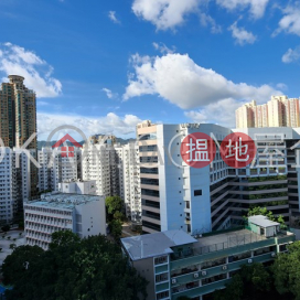 Generous 2 bedroom in Ho Man Tin | For Sale | Carmel on the Hill 君逸山 _0