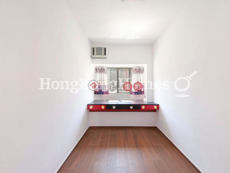 Property Search Hong Kong | OneDay | Residential Rental Listings | 3 Bedroom Family Unit for Rent at Grand Deco Tower