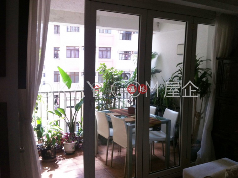 HK$ 13.6M, Igloo Residence Wan Chai District, Stylish 3 bedroom on high floor with balcony | For Sale