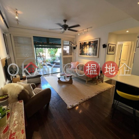 Nicely kept 1 bedroom with terrace & parking | Rental | Stanford Villa Block 3 旭逸居3座 _0