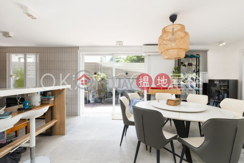 Nicely kept house with rooftop, terrace & balcony | For Sale | Ha Yeung Village House 下洋村屋 _0