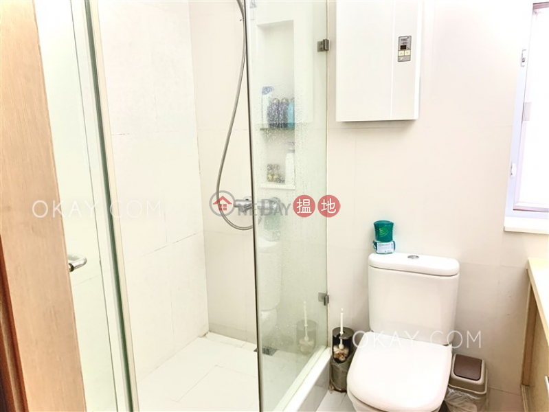 Practical 2 bedroom on high floor | For Sale | Kiu Hong Mansion 僑康大廈 Sales Listings