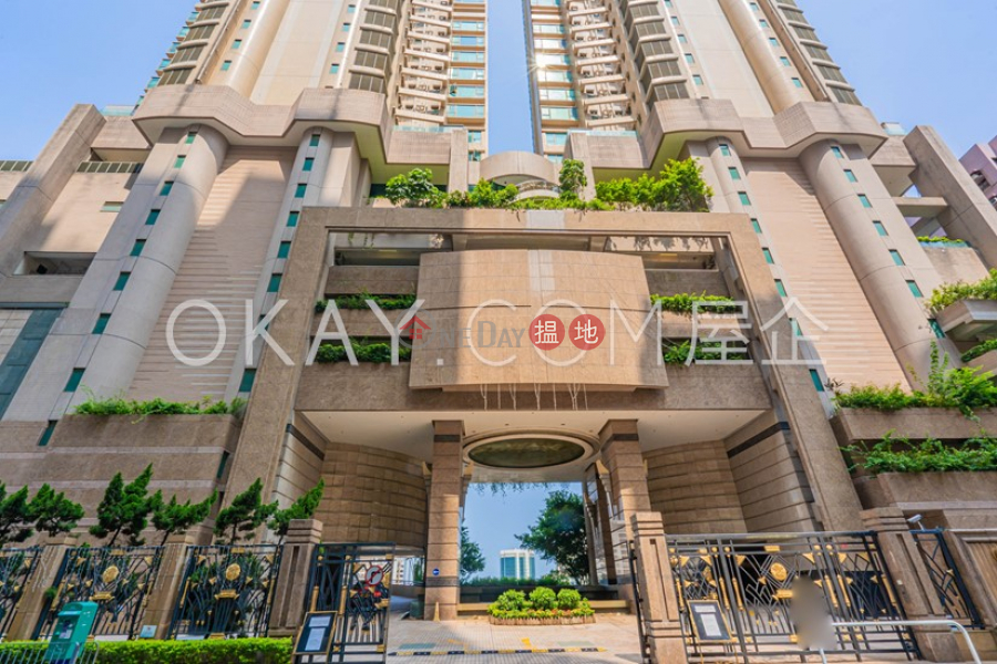 Property Search Hong Kong | OneDay | Residential | Sales Listings | Beautiful 3 bedroom on high floor with harbour views | For Sale