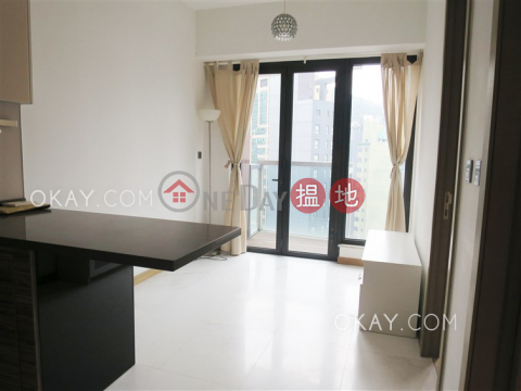 Charming 1 bedroom on high floor with balcony | For Sale | The Hemispheres 維峰 _0