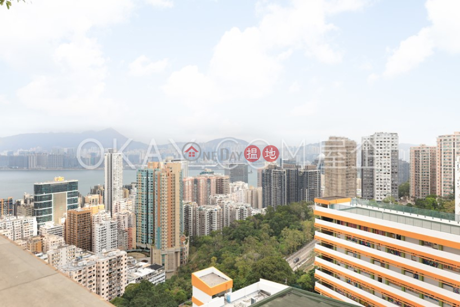 香港搵樓|租樓|二手盤|買樓| 搵地 | 住宅-出售樓盤|3房2廁,實用率高,極高層,海景雲峰大廈出售單位