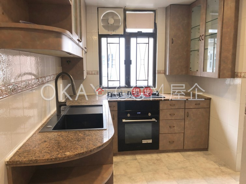 HK$ 60,000/ month Realty Gardens, Western District | Efficient 3 bed on high floor with sea views & balcony | Rental