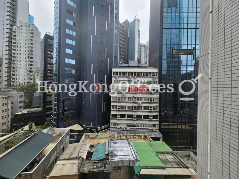 Office Unit for Rent at Pearl Oriental House | Pearl Oriental House 明珠行 Rental Listings