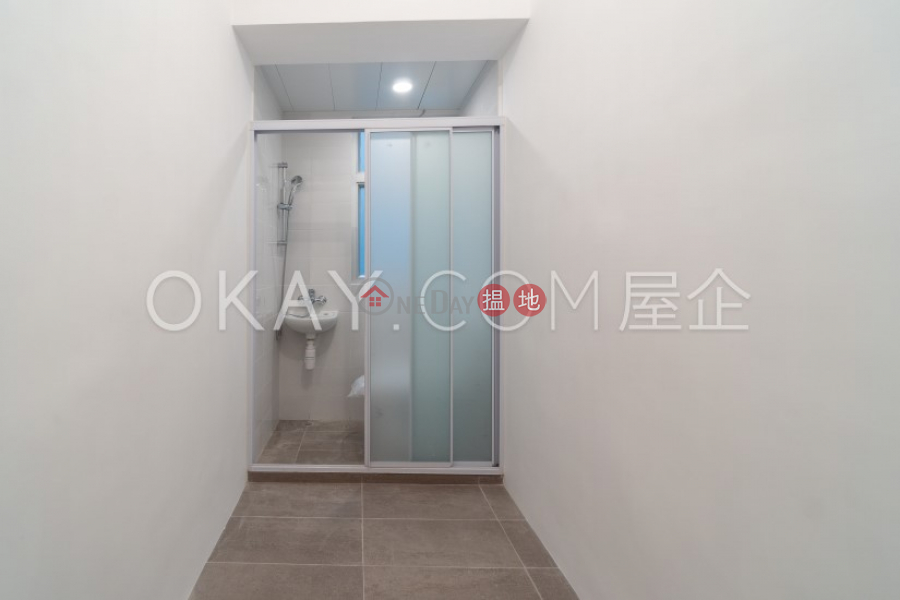 HK$ 53,000/ month, Realty Gardens, Western District Efficient 3 bedroom with balcony | Rental